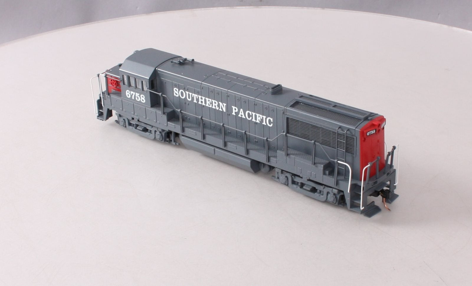 American Models U2509 S Scale SP U-25 Diesel Locomotive w/Scale Wheels #6758 EX/Box