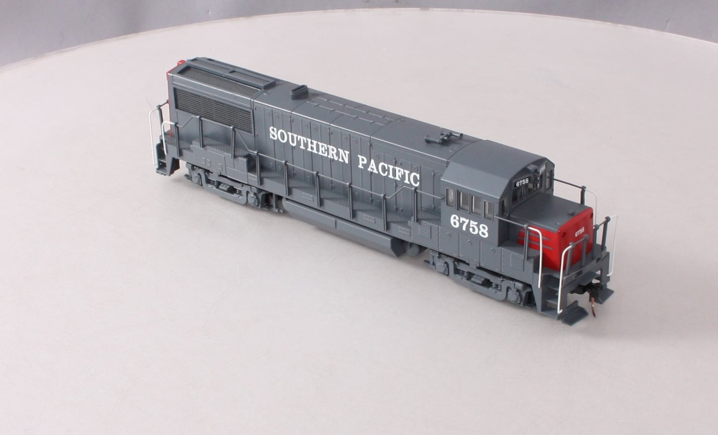 American Models U2509 S Scale SP U-25 Diesel Locomotive w/Scale Wheels #6758 EX/Box