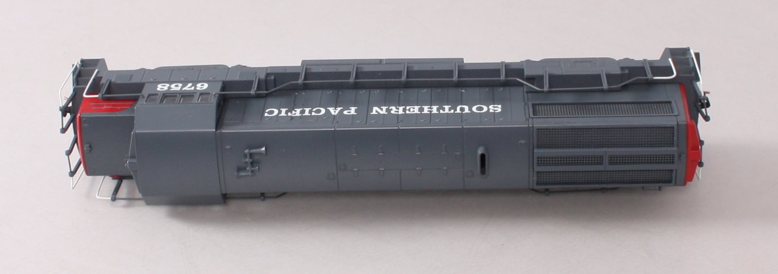 American Models U2509 S Scale SP U-25 Diesel Locomotive w/Scale Wheels #6758 EX/Box