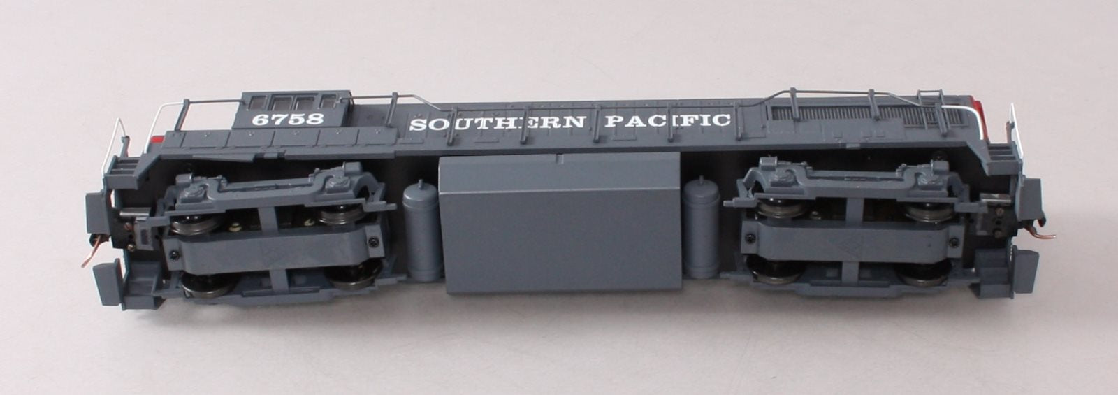 American Models U2509 S Scale SP U-25 Diesel Locomotive w/Scale Wheels #6758 EX/Box
