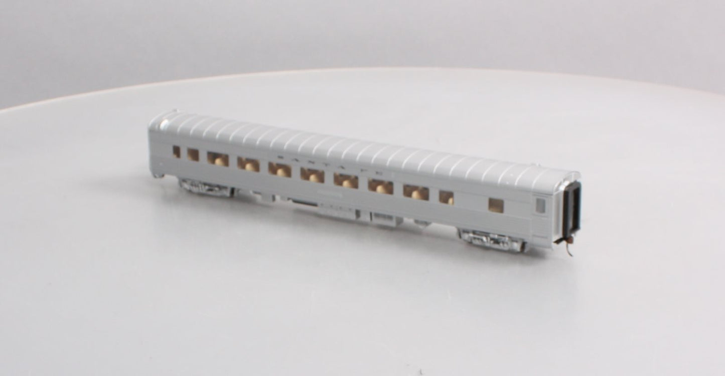 Walthers 932-6782 HO Scale Santa Fe Pullman-Standard 64-Seat Coach LN/Box