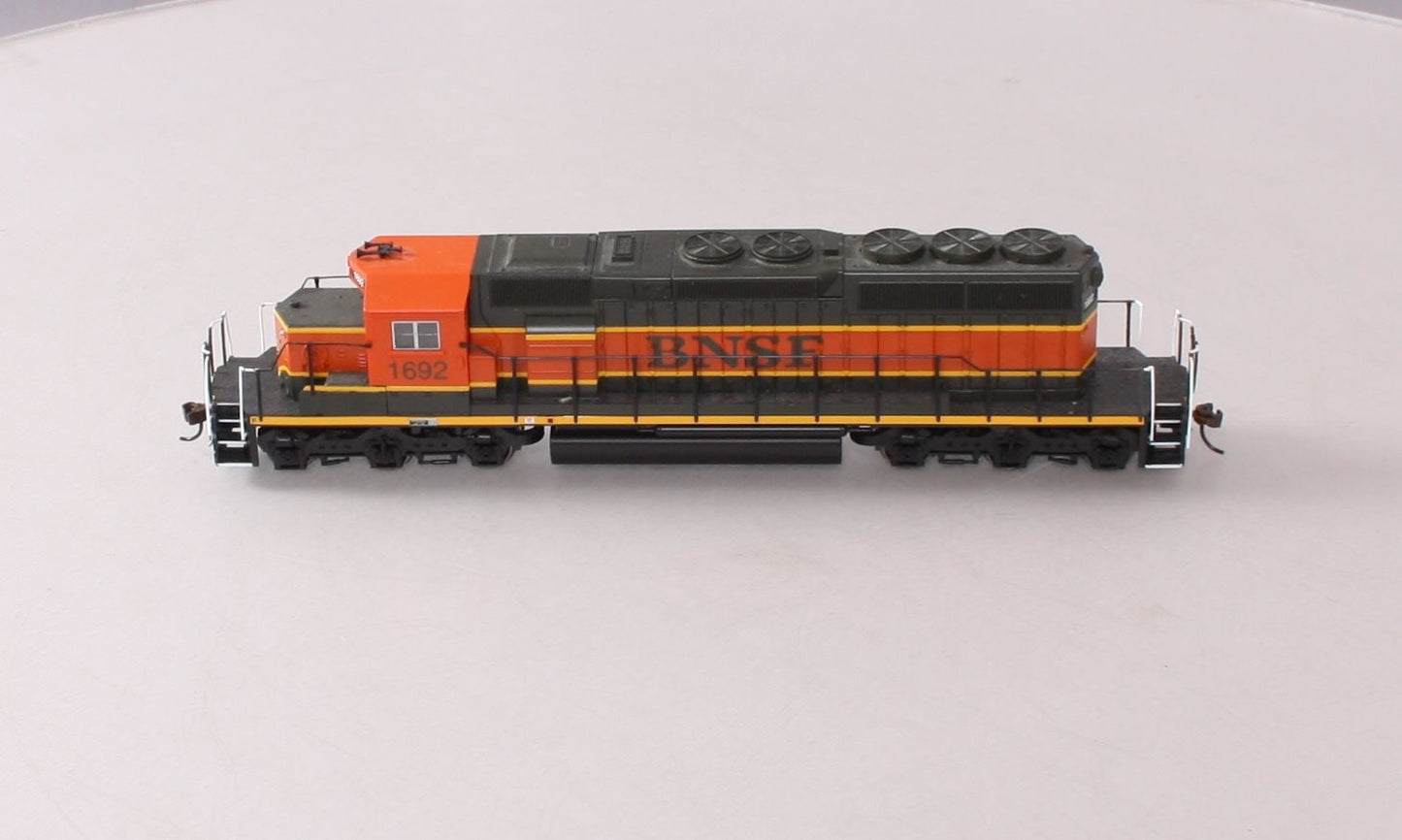 Bachmann 60911 HO BNSF EMD SD40-2 Diesel Locomotive #1692 (DCC Equipped) LN/Box