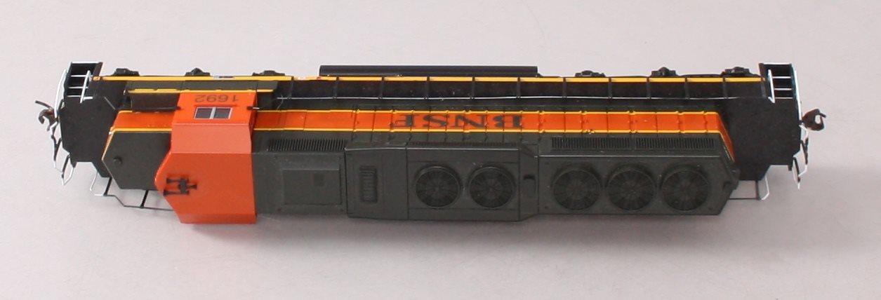 Bachmann 60911 HO BNSF EMD SD40-2 Diesel Locomotive #1692 (DCC Equipped) LN/Box