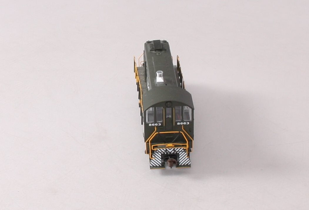 Bachmann 63208 HO New York Central ALCO S4 Diesel Locomotive #8663 w/DCC/Sound