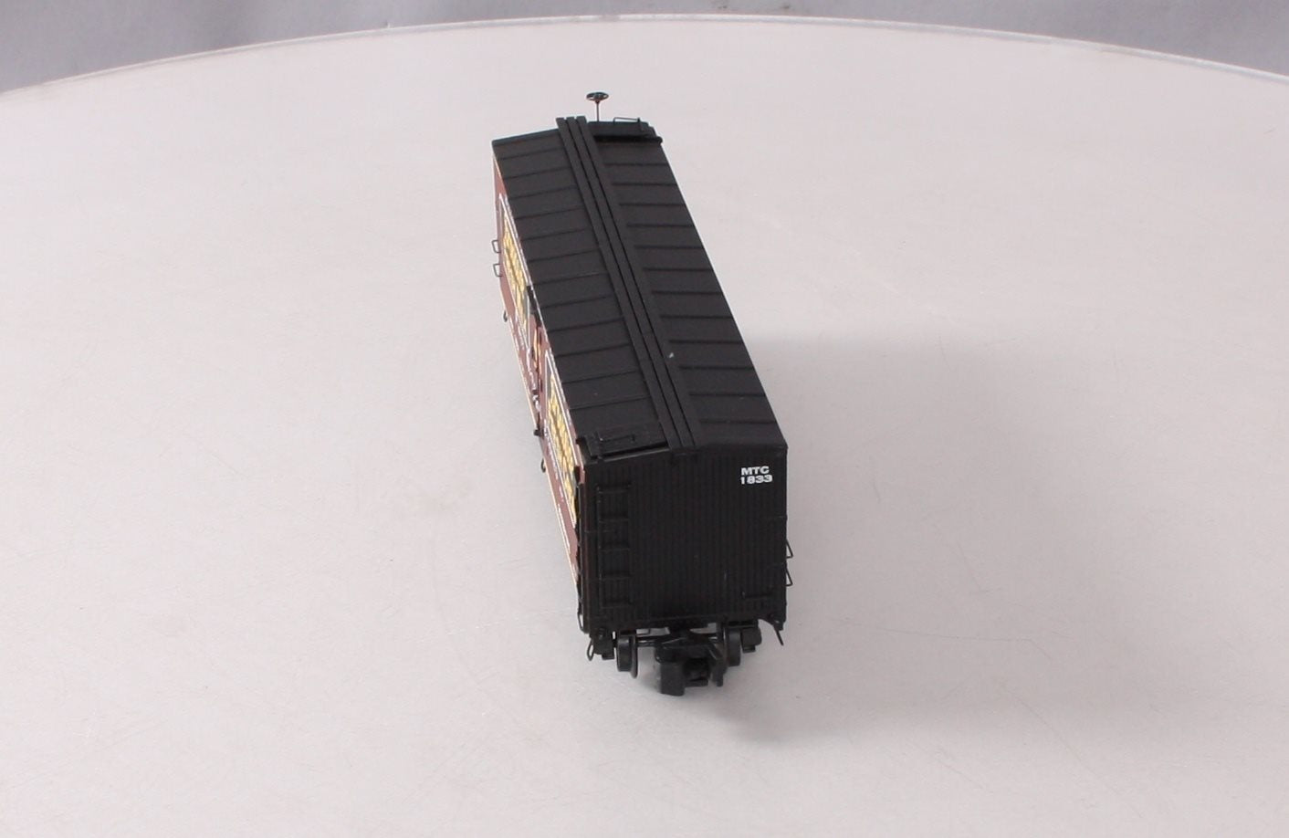 S-Helper Service 00658 S Gauge Brookside Milk Reefer #1833 LN/Box