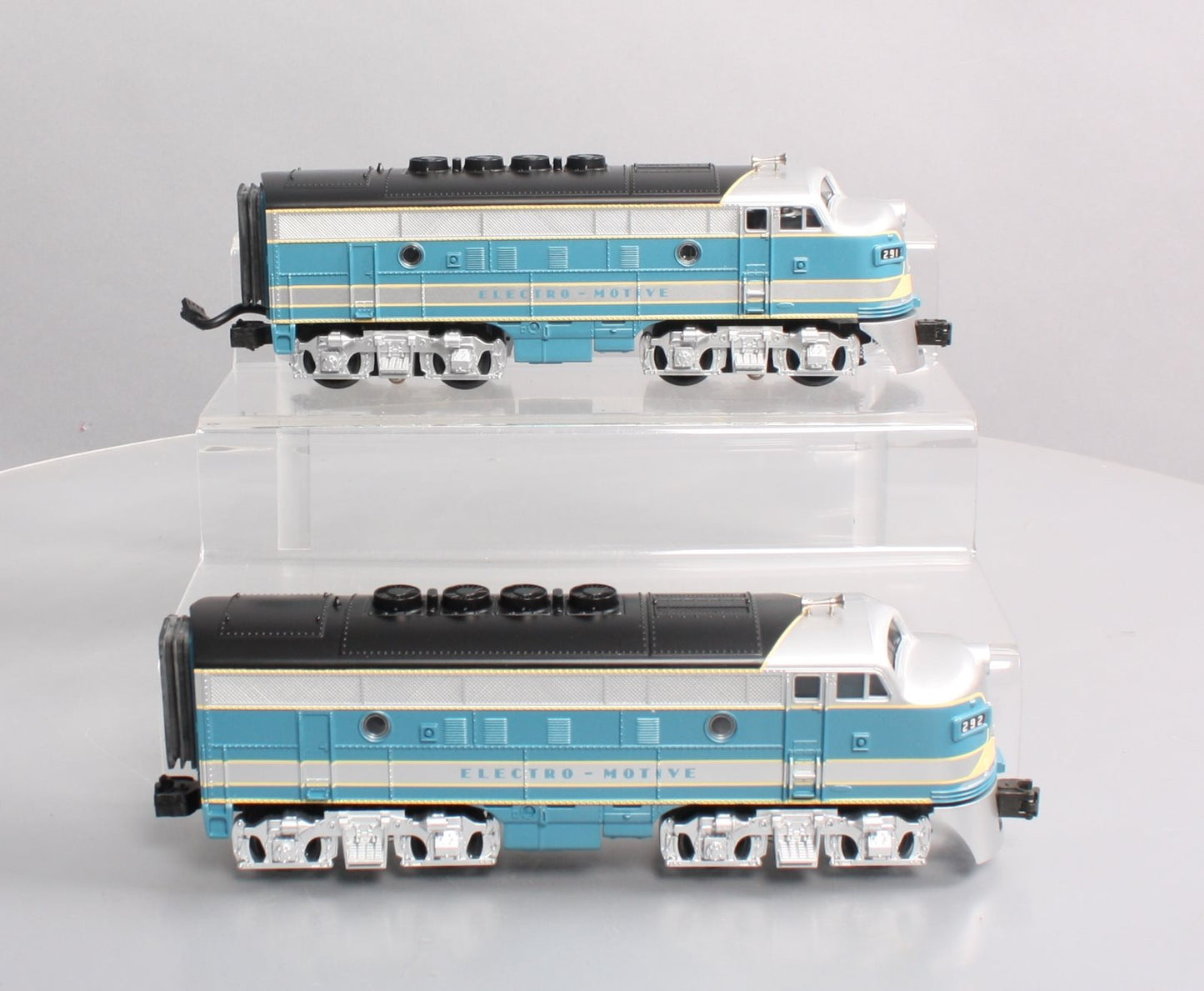 MTH 30-2142-1 O Gauge EMD F-3 AA Diesel Engine Set w/PS1 #291/292 LN/Box