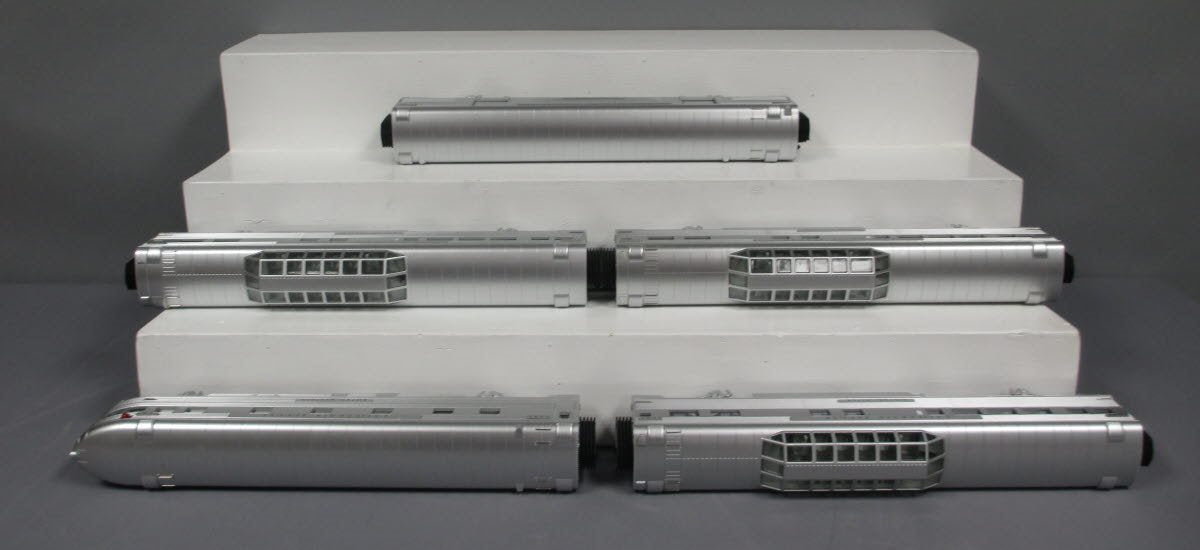 MTH 20-6545 O Gauge California Zephyr 70' Streamlined Ribbed Passenger 5-Car Set LN/Box