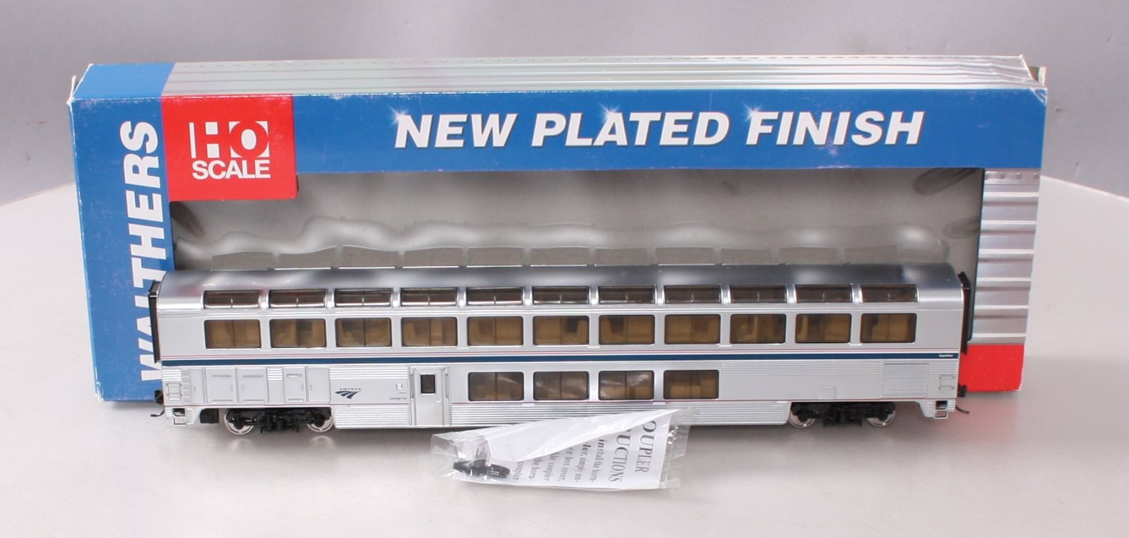 Walthers 932-16194 HO Scale Amtrak Superliner 1 Lounge Passenger Car LN/Box