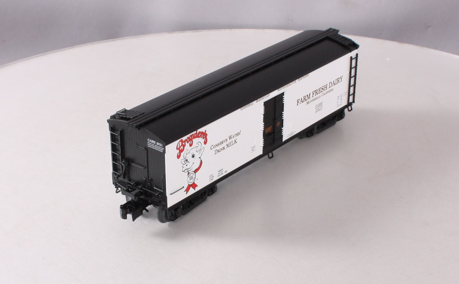 Lionel 2101150 O Gauge Broguieres Milk Car #2021 NIB