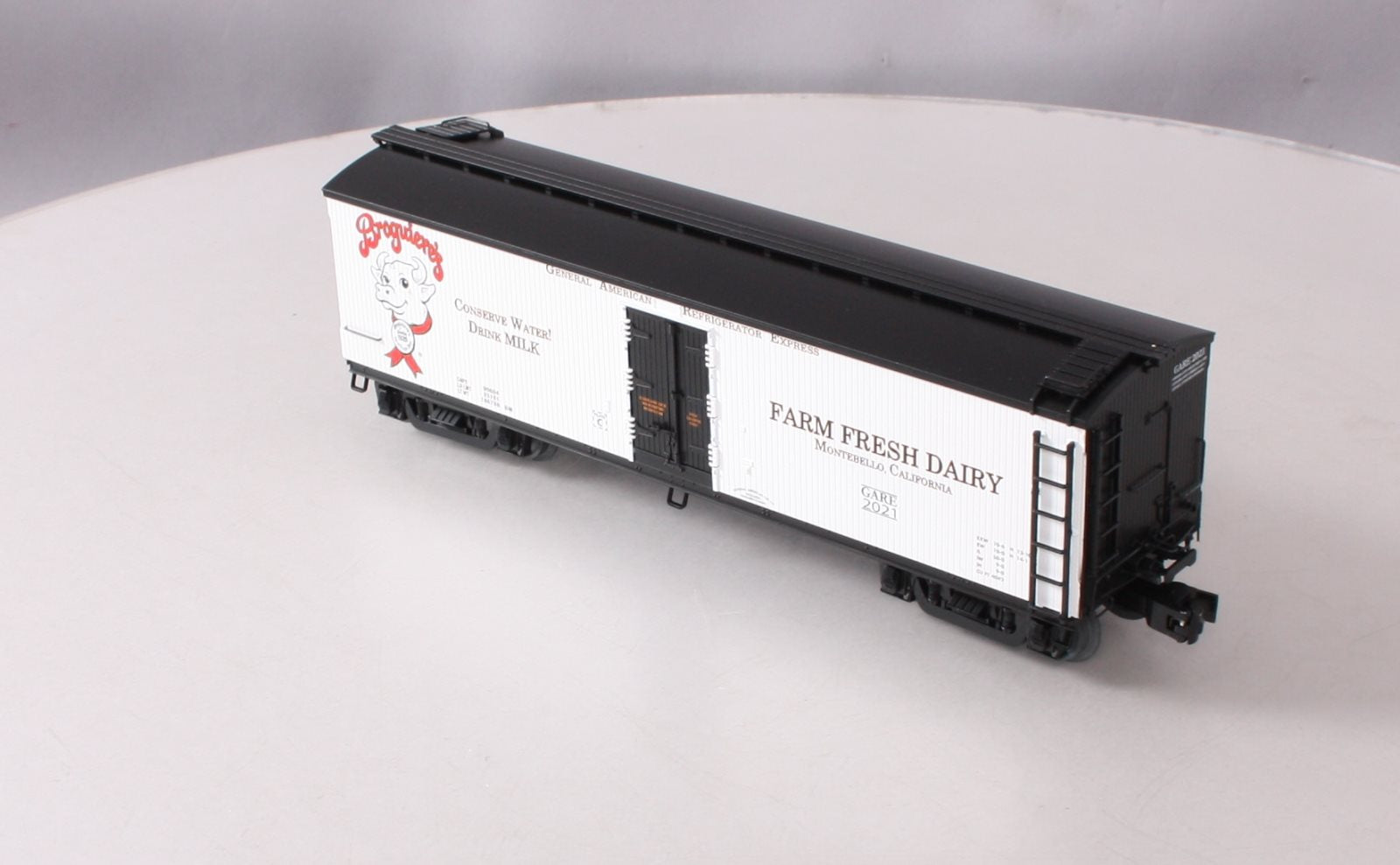 Lionel 2101150 O Gauge Broguieres Milk Car #2021 LN/Box
