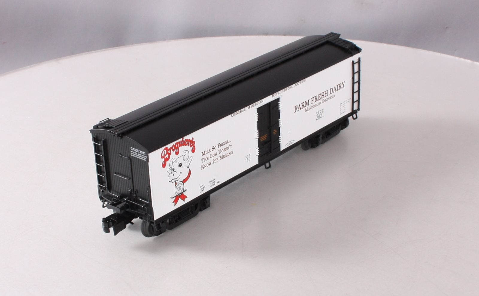 Lionel 2101150 O Gauge Broguieres Milk Car #2021 LN/Box