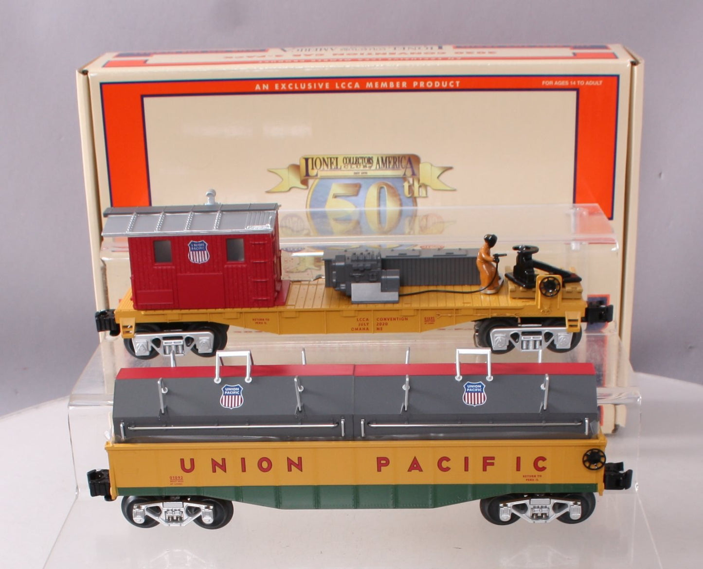 Lionel 2001090 O Gauge 50th Anniversary Union Pacific Convention Car 2-Pack MT/Box