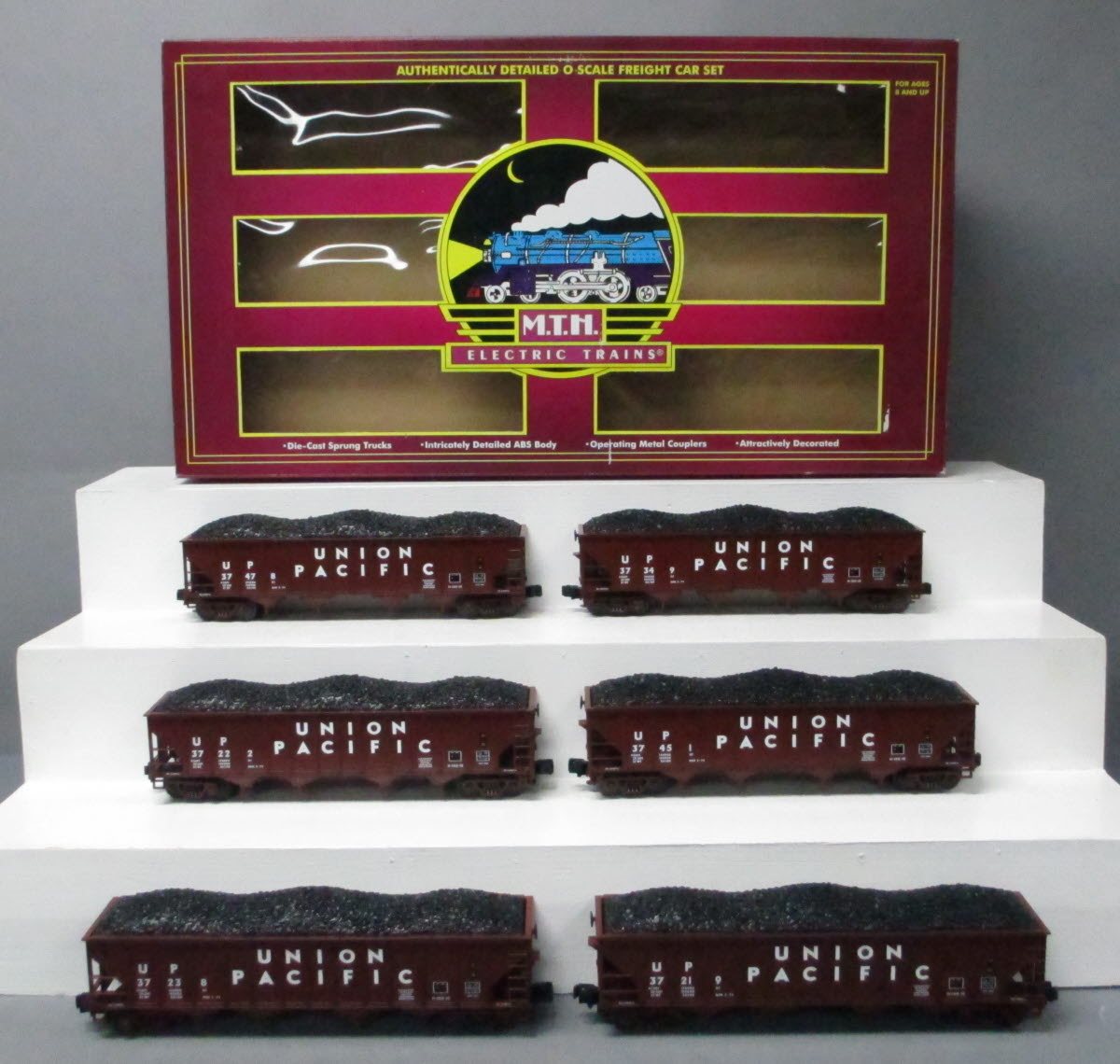 MTH 20-97059 O Union Pacific 4-Bay Hopper Cars w/Coal Load (Set of 6) LN/Box