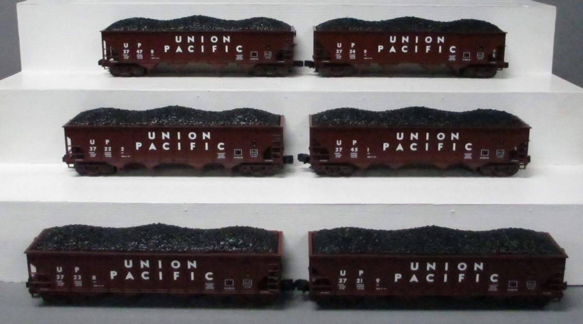 MTH 20-97059 O Union Pacific 4-Bay Hopper Cars w/Coal Load (Set of 6) LN/Box