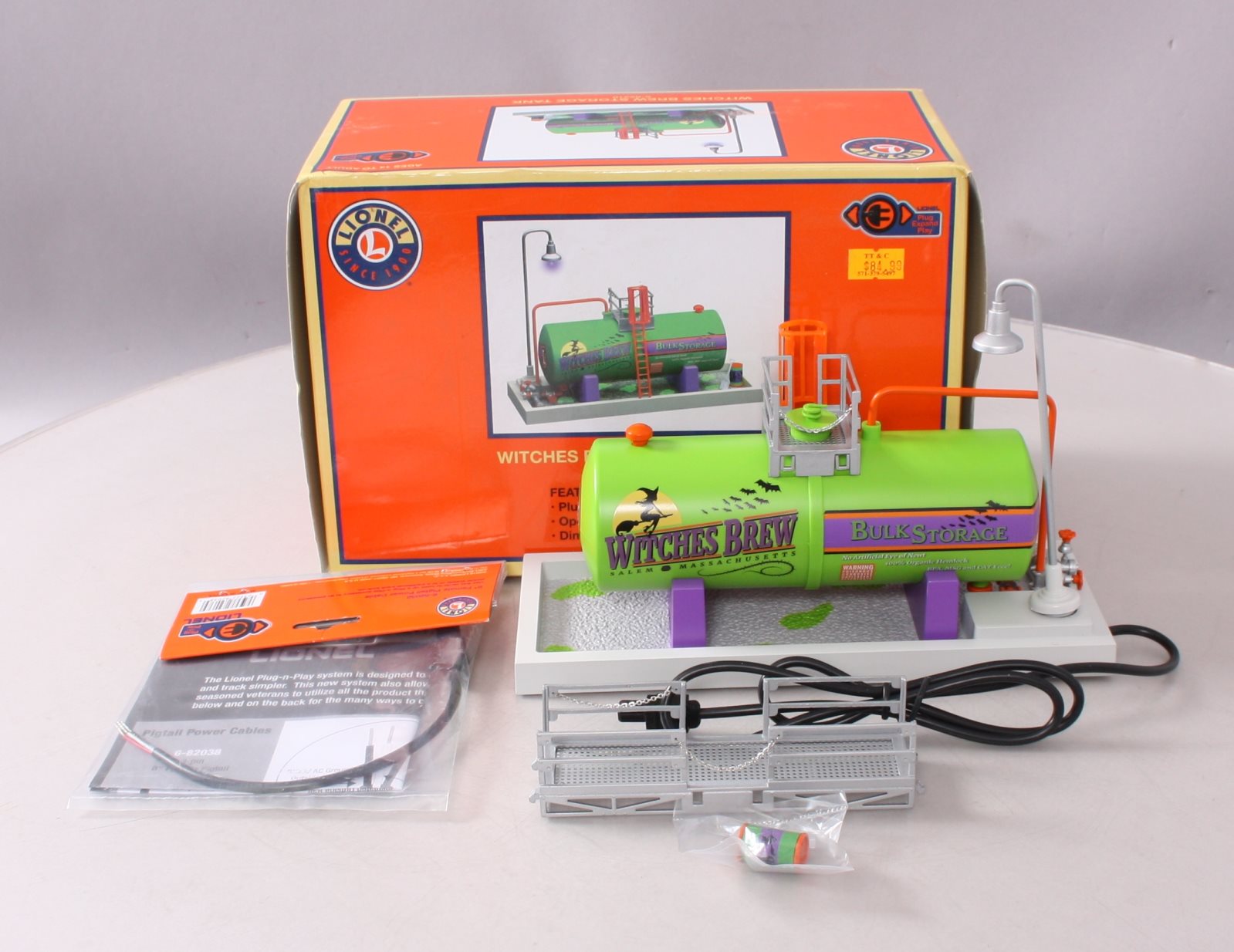Lionel 6-85310 O Gauge Halloween Witches Brew Storage Tank Car