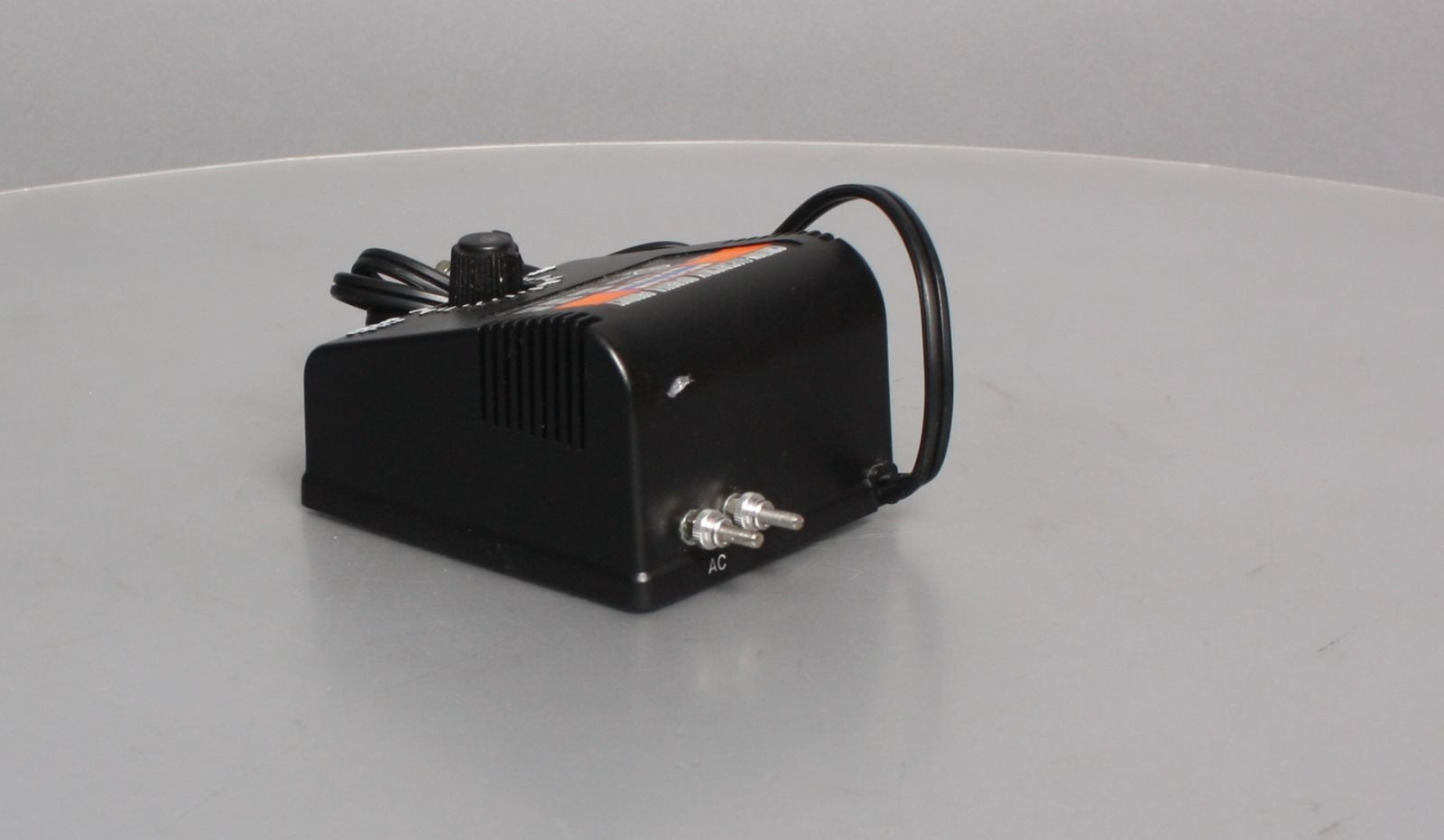 Lionel 6-32923 O 7H20 1.8 Amp Accessory Transformer LN/Box