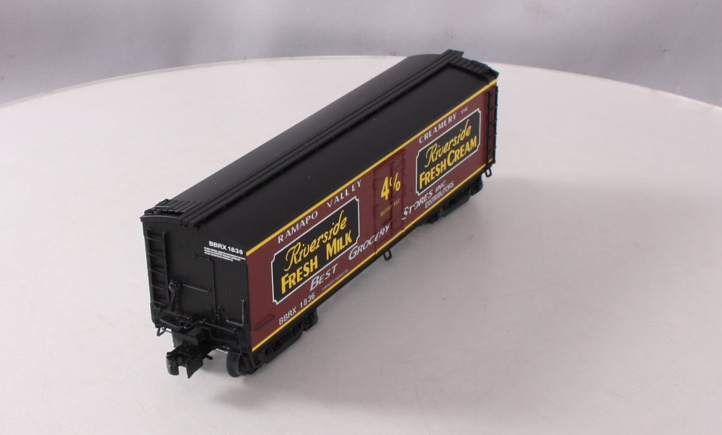 Lionel 658286 O Gauge METCA Riverside Milk Car #1836 LN/Box