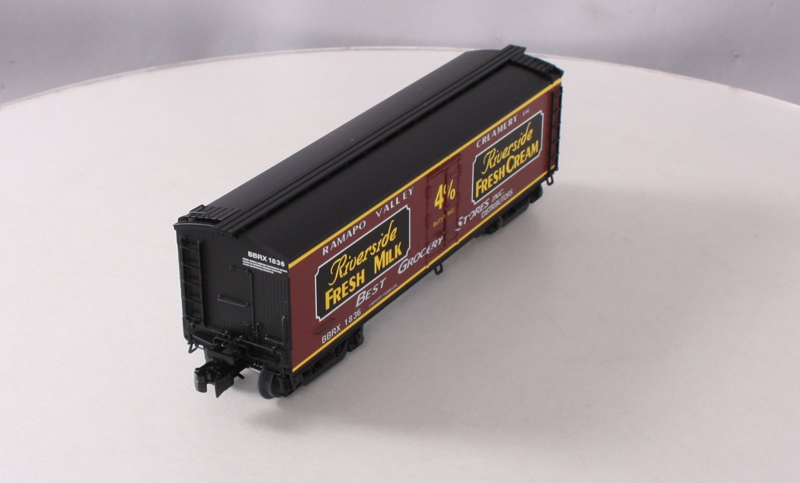 Lionel 658286 O Gauge METCA Riverside Milk Car #1836 LN/Box