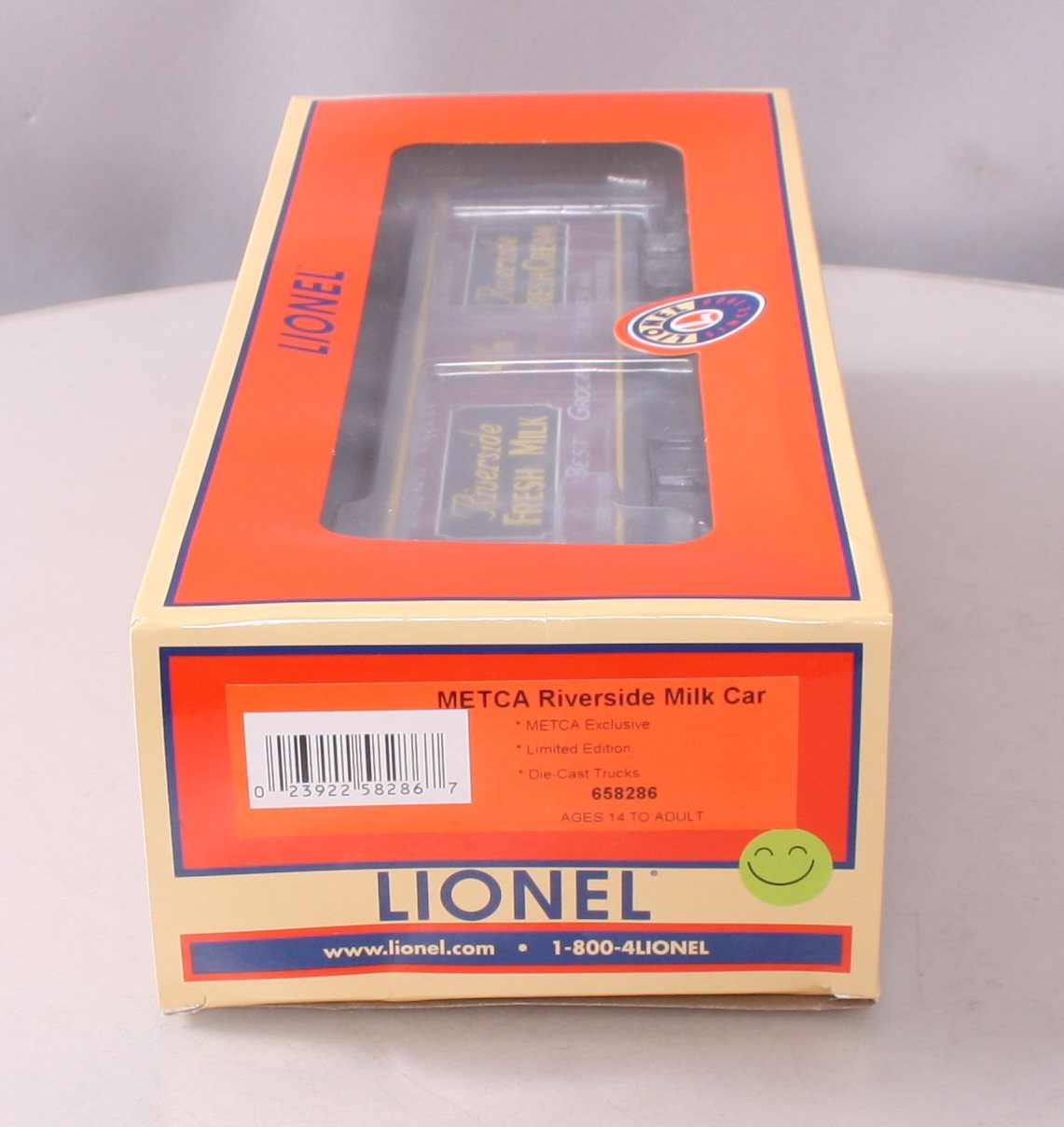 Lionel 658286 O Gauge METCA Riverside Milk Car #1836 NIB