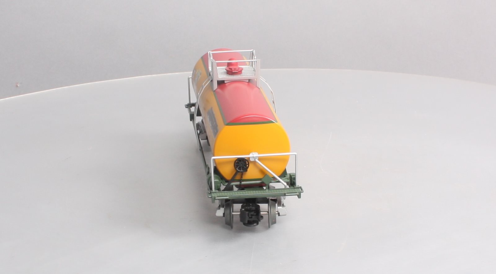 Lionel 2001160 O Gauge Union Pacific 50th Anniversary Unibody Tank Car LN/Box