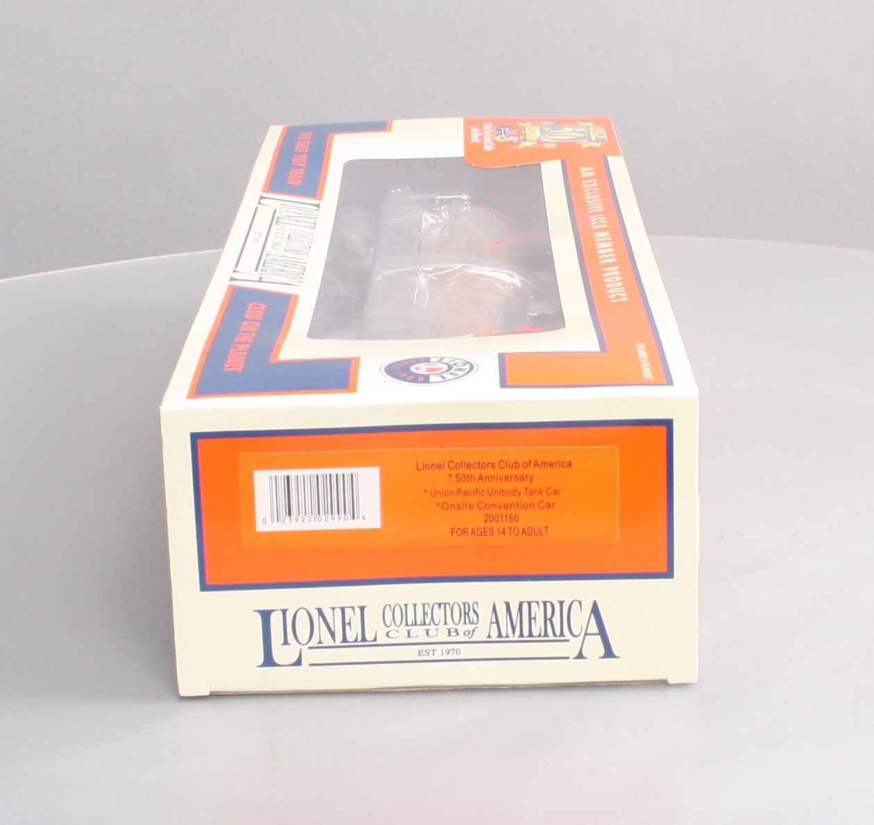 Lionel 2001160 O Gauge Union Pacific 50th Anniversary Unibody Tank Car LN/Box