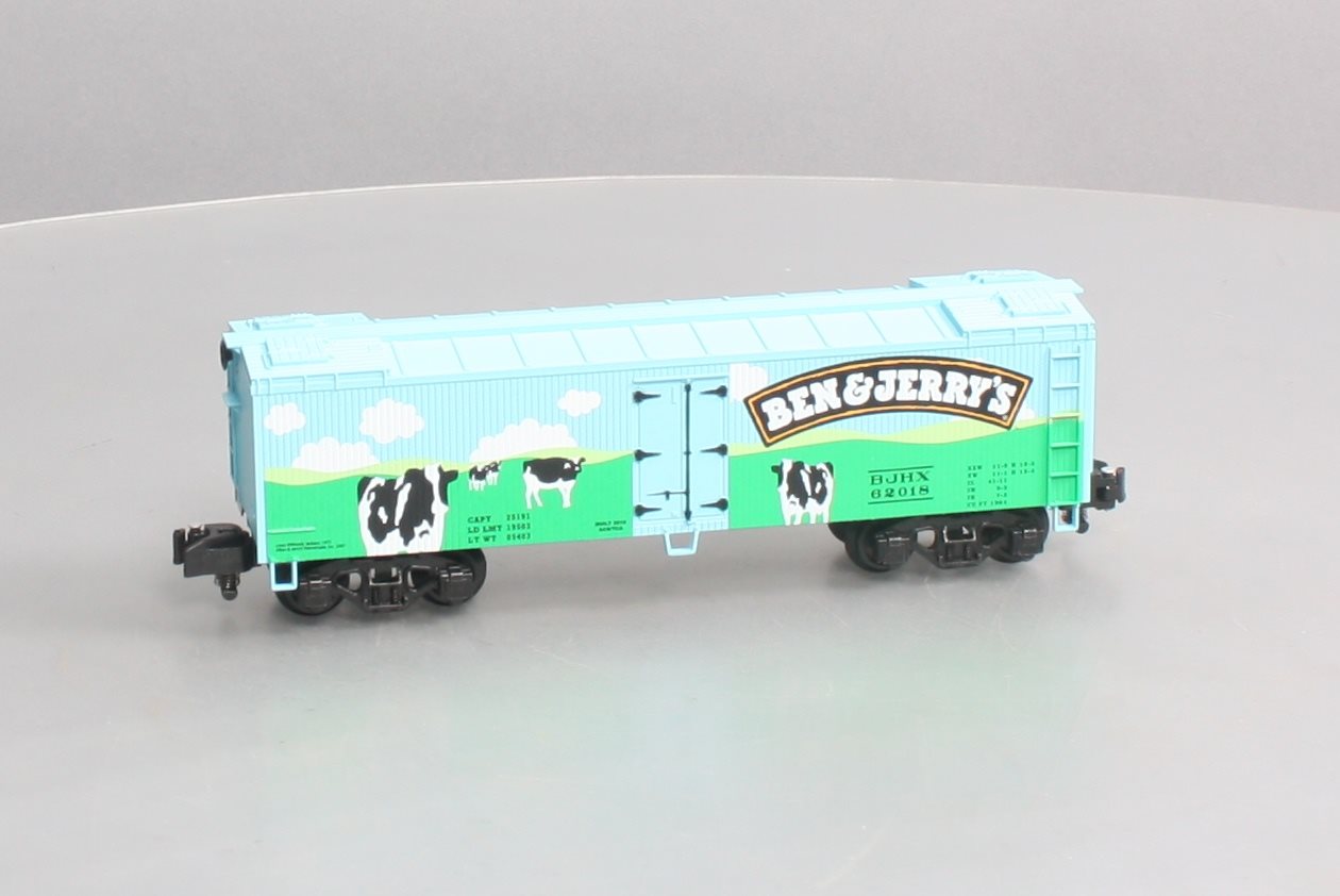 American Flyer 6-44150 S Gauge Ben & Jerry's Woodsided Reefer TCA Ex. #62018 MT/Box