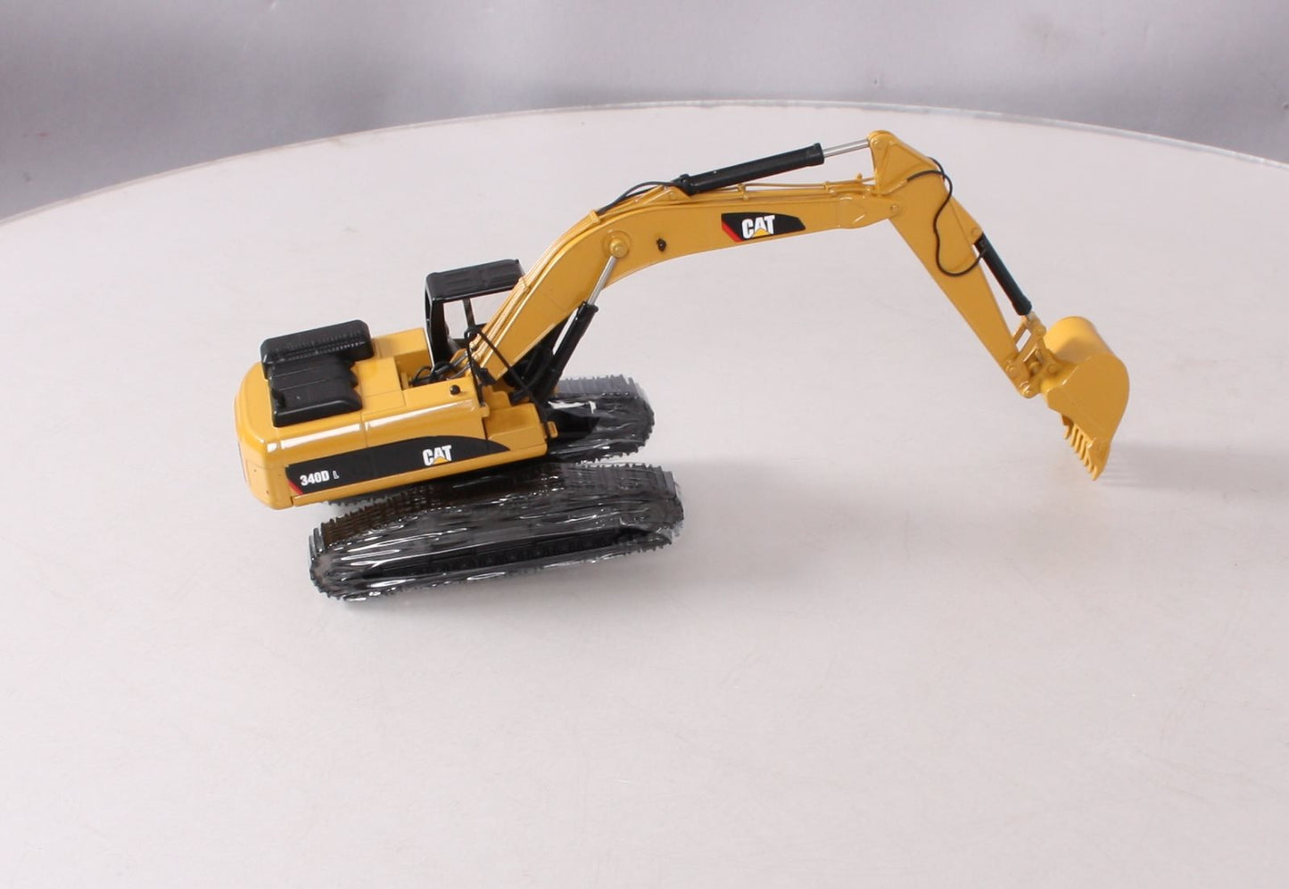 Tonkin Replicas TR20001 1:50 Die Cast 340D Caterpillar Track Excavator