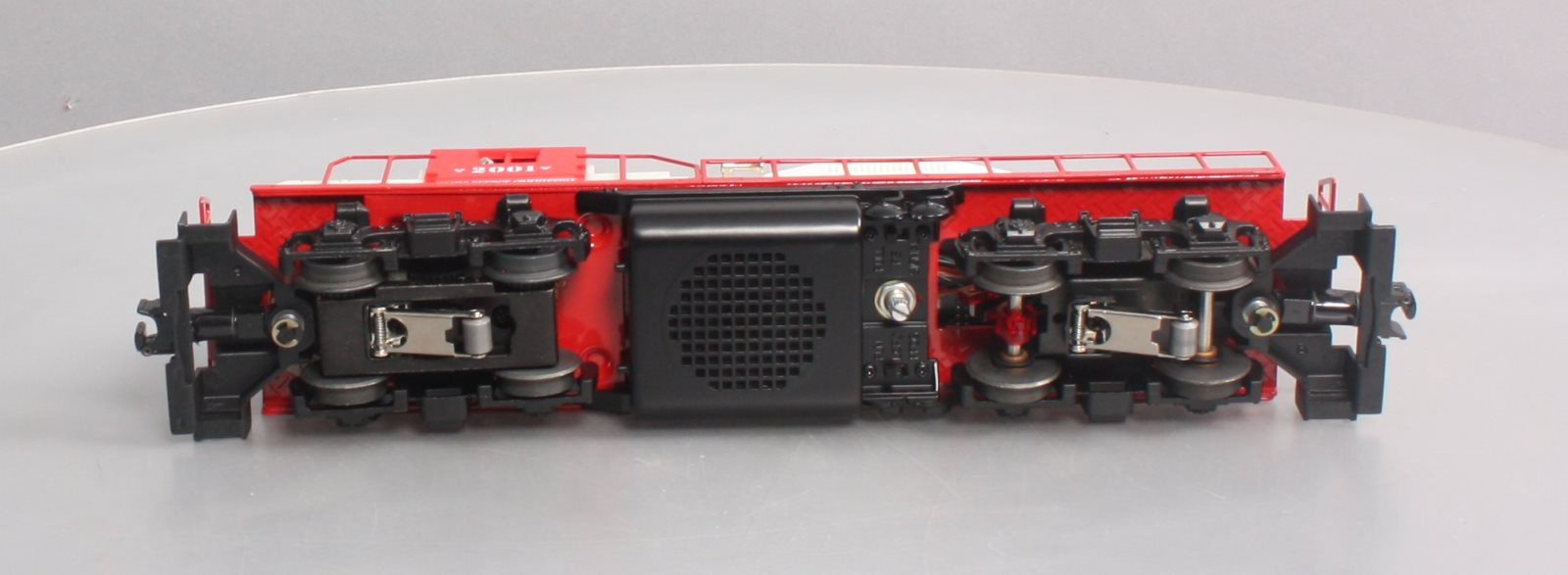 Lionel 6-28527 O Gauge AEC GP-9 (Glow in the Dark) Diesel Locomotive #2001 LN/Box