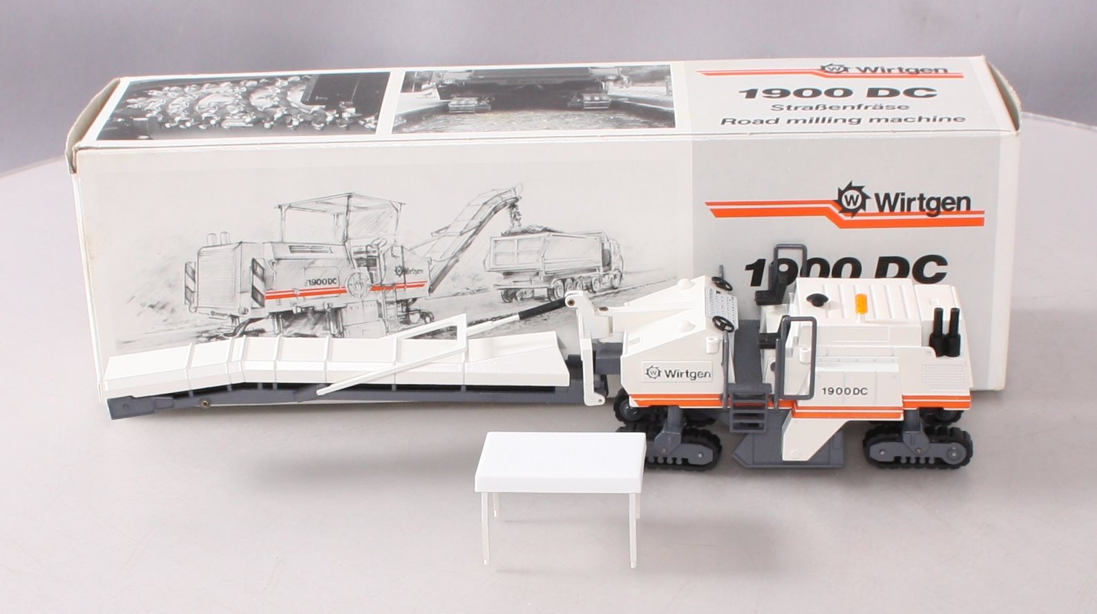 NZG 379 1:50 Scale Wirtgen 1900 DC Road Milling Machine NIB