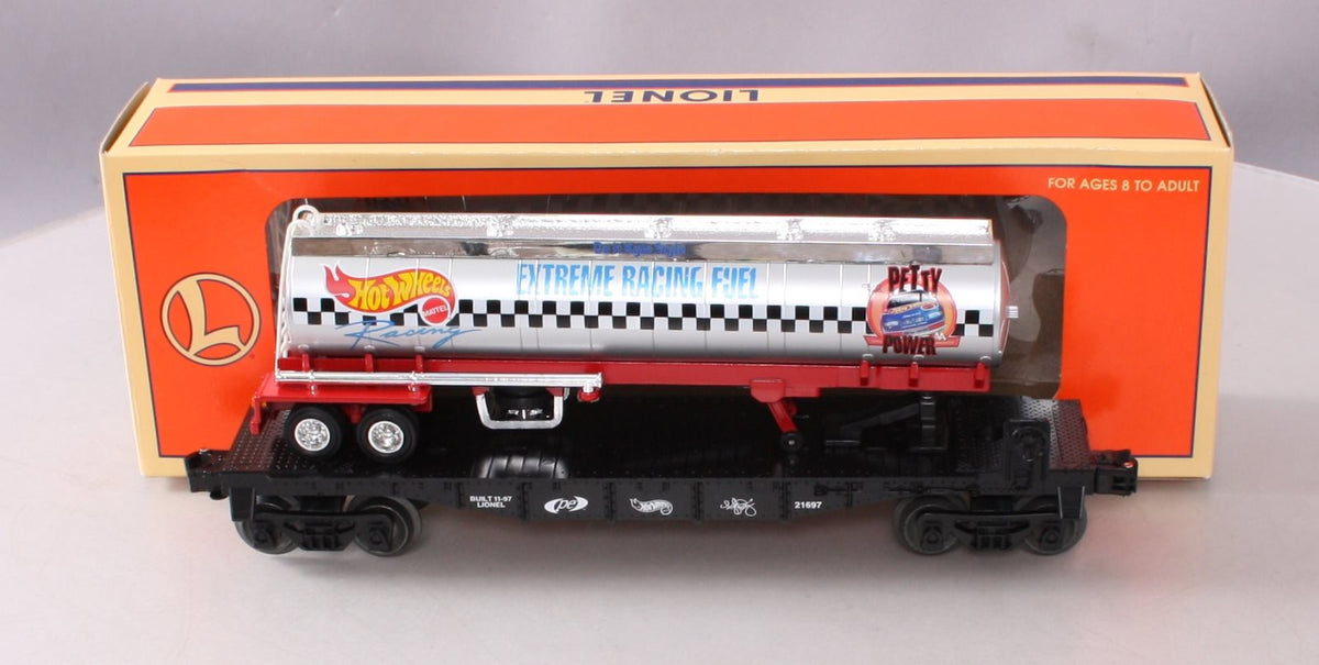 Lionel 6-52130 O Gauge Hot Wheels TOFC Flatcar w/ Fuel Tanker NIB