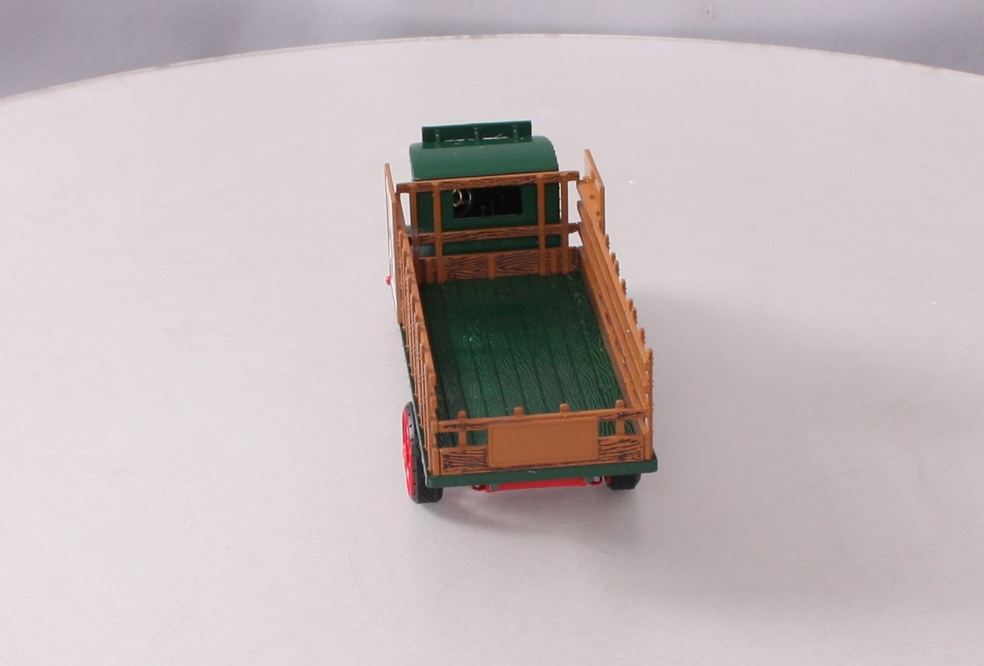 First Gear 19-3631 1:34 Scale Railway Express Agency Mack AC Bulldog Stake Truck