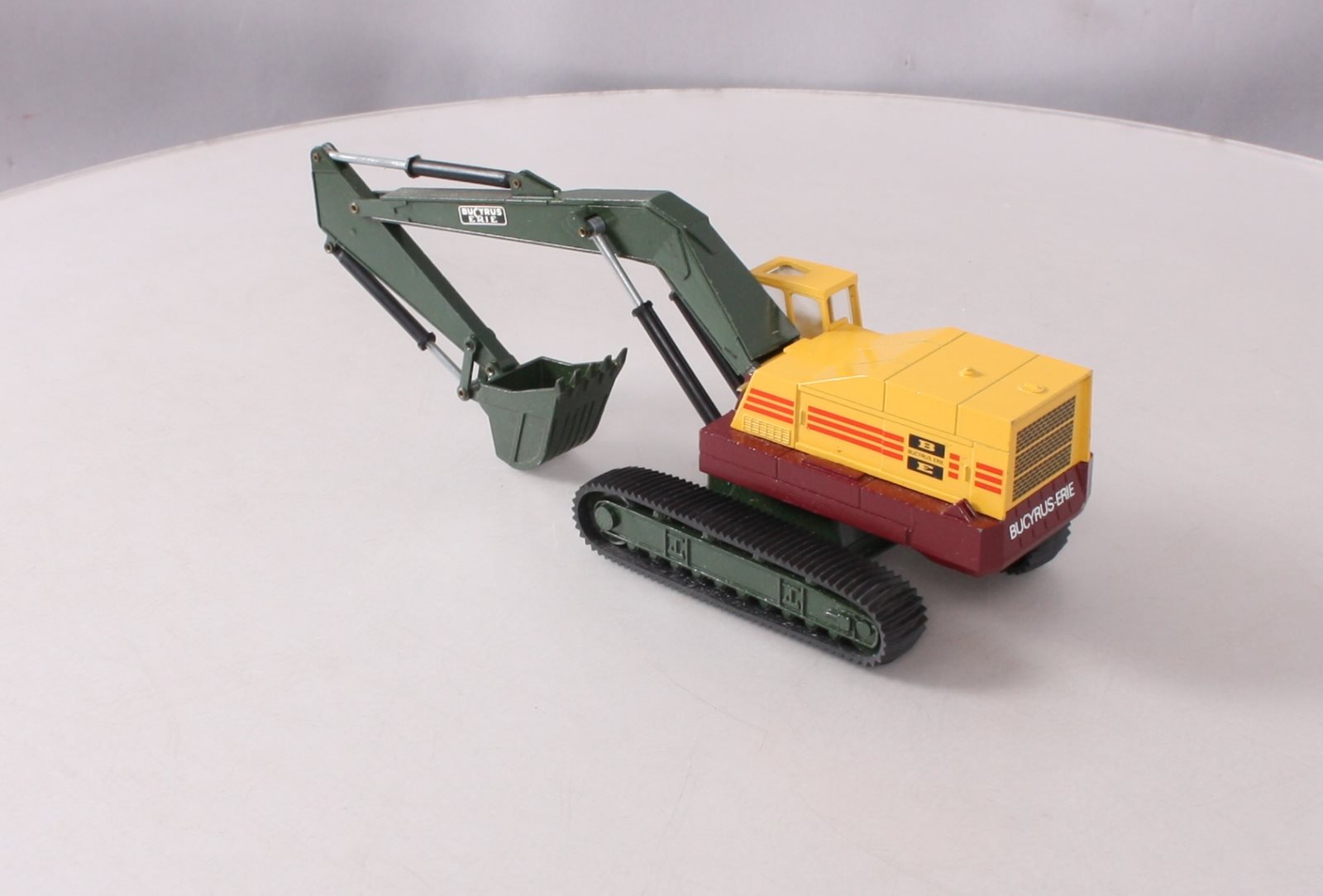 NZG 139 1:50 Diecast Bucyrus Erie 40 Hydraulic Excavator LN