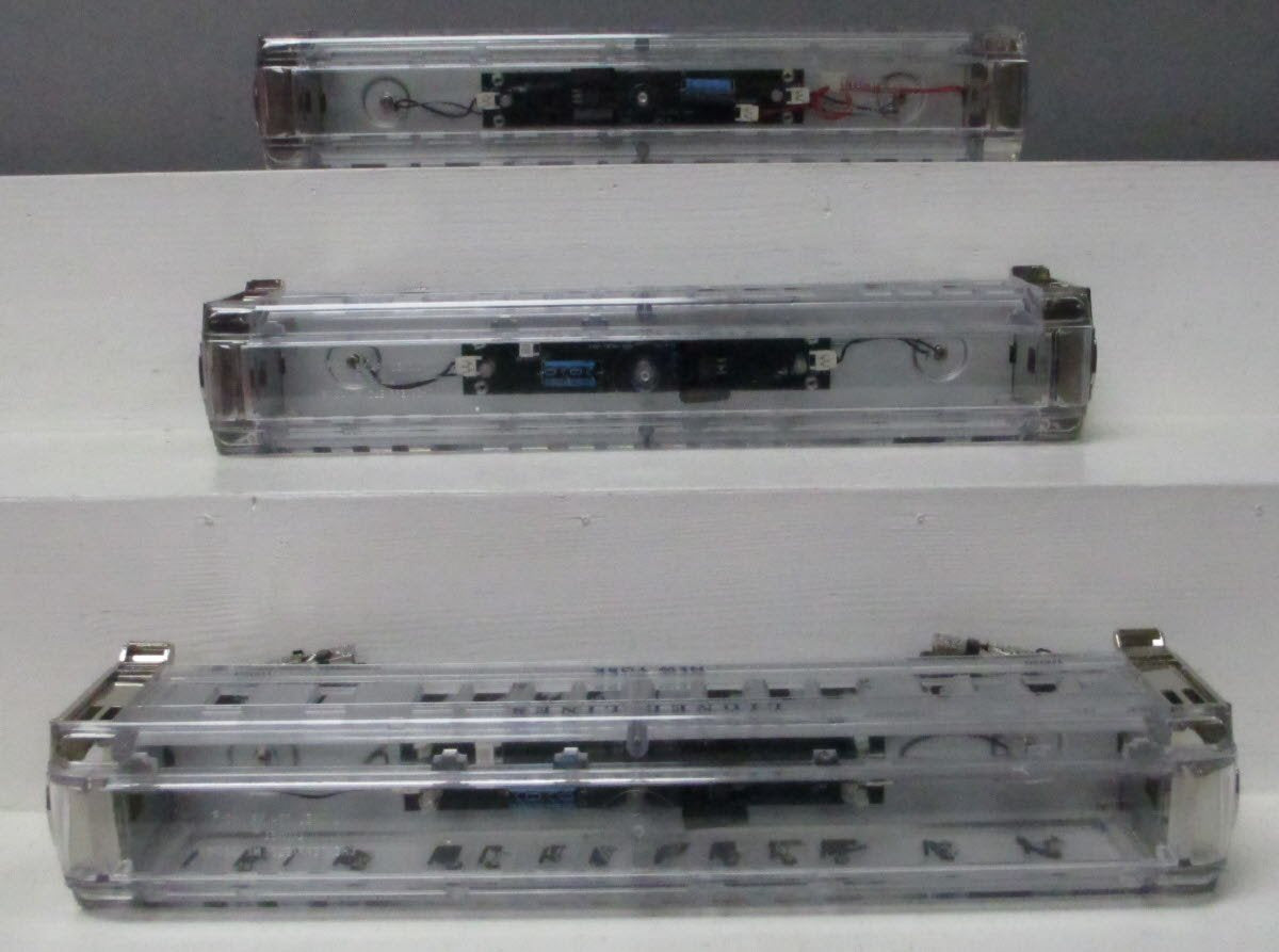 Lionel 6-29086 O Platinum Ghost Clear Shell Madison Passenger Cars (Set of 3) LN/Box
