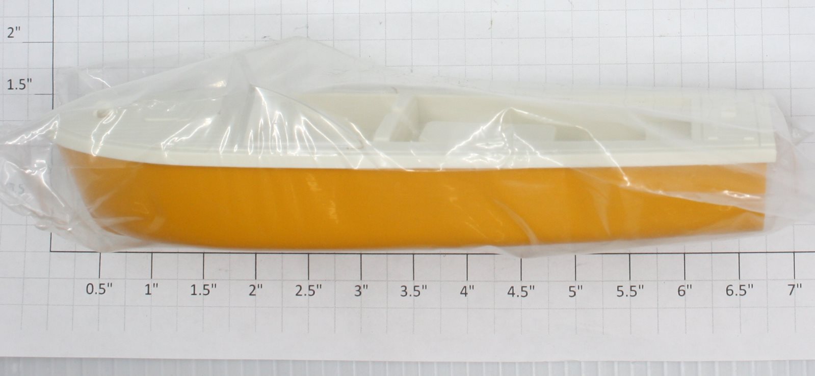 Lionel 6801-60 O Gauge Yellow Hull with White Top Boat
