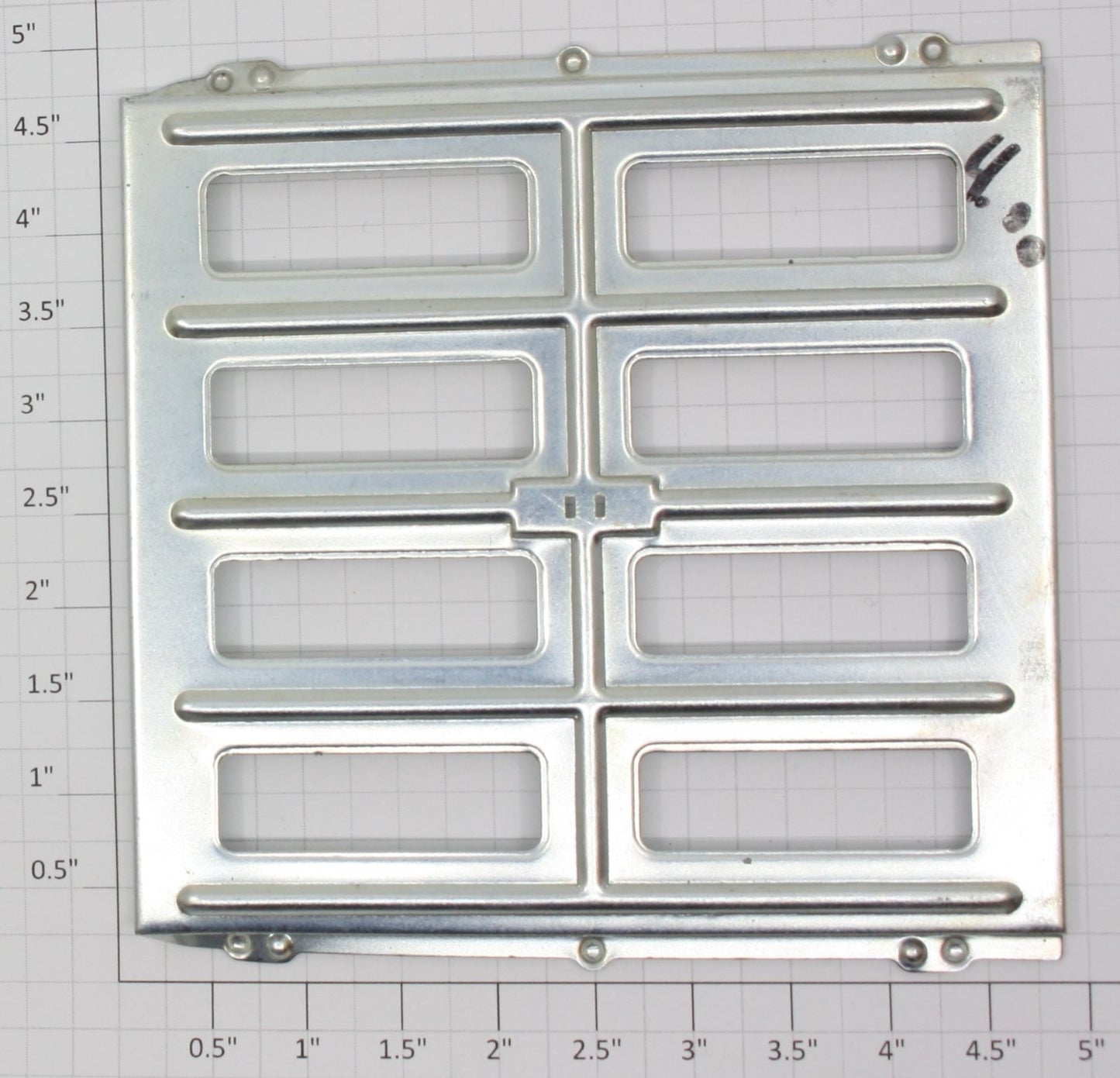 Lionel 840-79 Unpainted Powerhouse & 444 Roundhouse Flat Vent / Skylight
