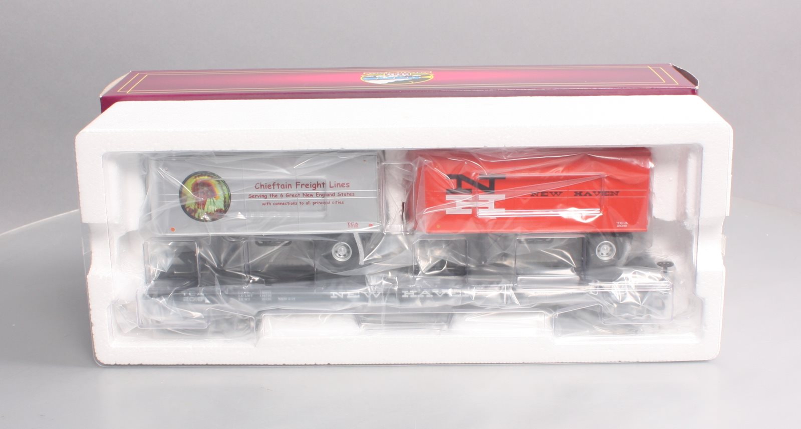 MTH 20-95304 O Gauge New Haven 2018 TCA Convention Flatcar w/ 2 Trailers LN/Box