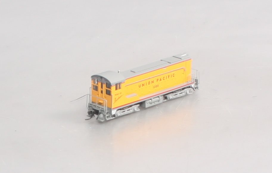 Atlas 51030 N Scale Union Pacific VO-1000 Diesel #1200 w/DCC LN/Box