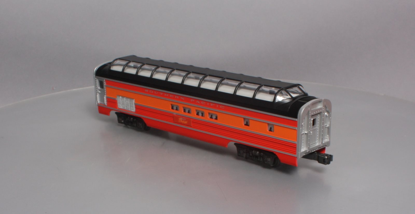 Lionel 6-19107 O Gauge Southern Pacific Daylight Full Vista Dome Passenger Car LN/Box
