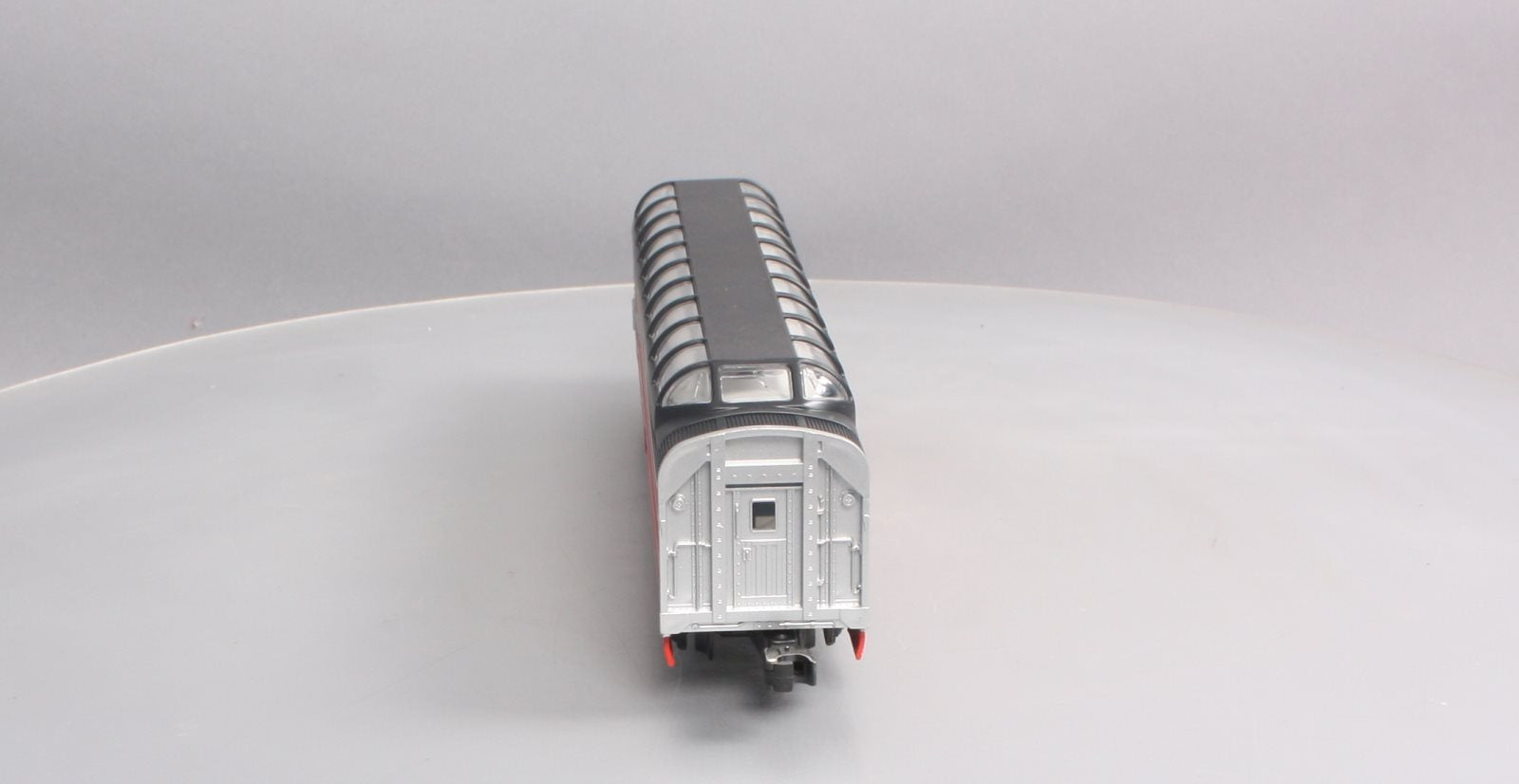 Lionel 6-19107 O Gauge Southern Pacific Daylight Full Vista Dome Passenger Car LN/Box