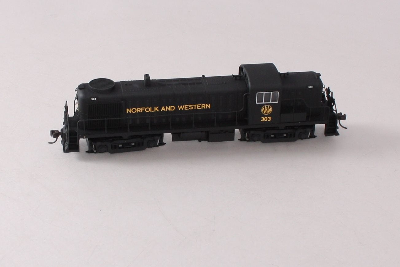 Atlas 7026 HO Scale N&W RS-3 Diesel Engine #303