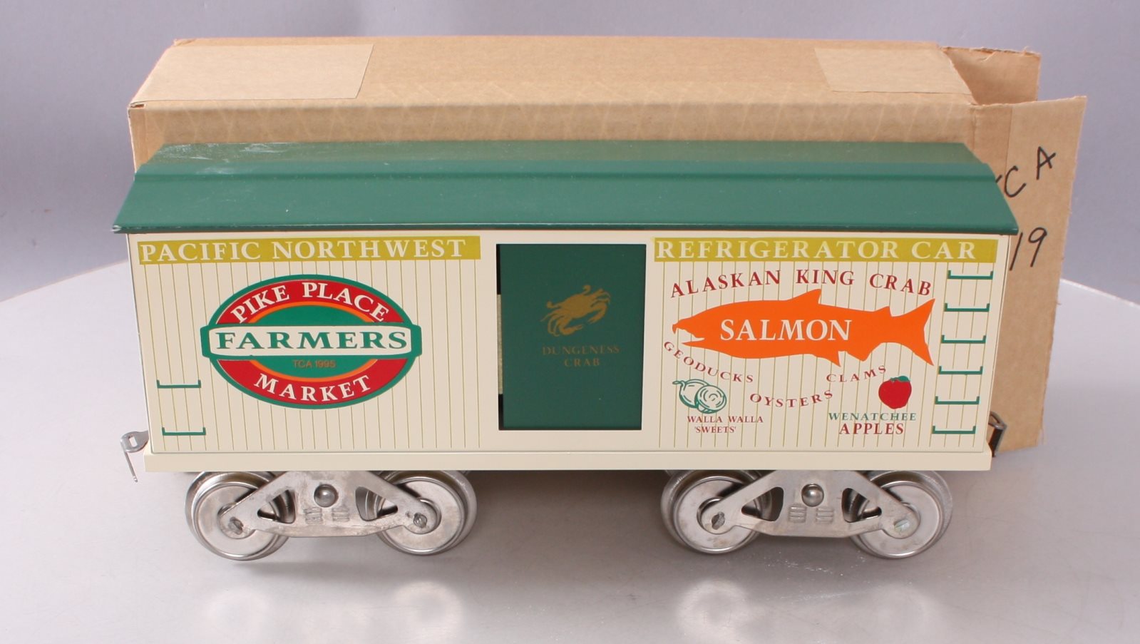 McCoy 1995 Standard Gauge Pacific Northwest Pike Place Reefer LN/Box