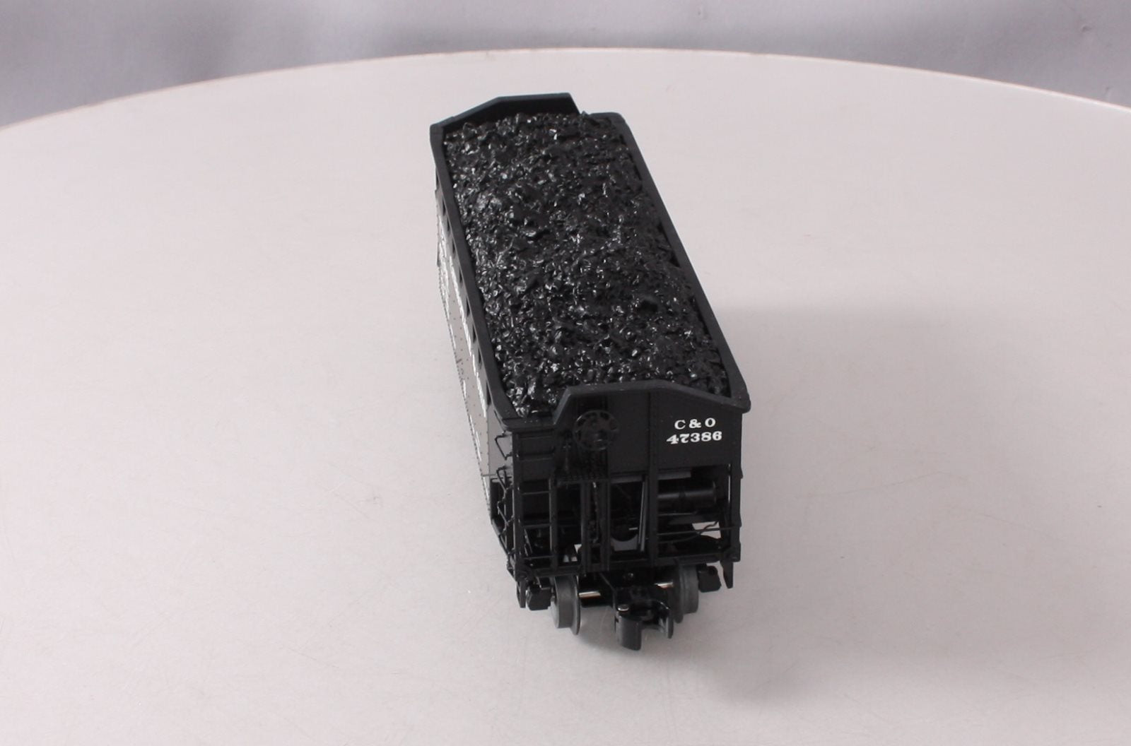 Lionel 6-17083 O Chesapeake & Ohio 2-Bay Offset Hopper Car #47386 NIB