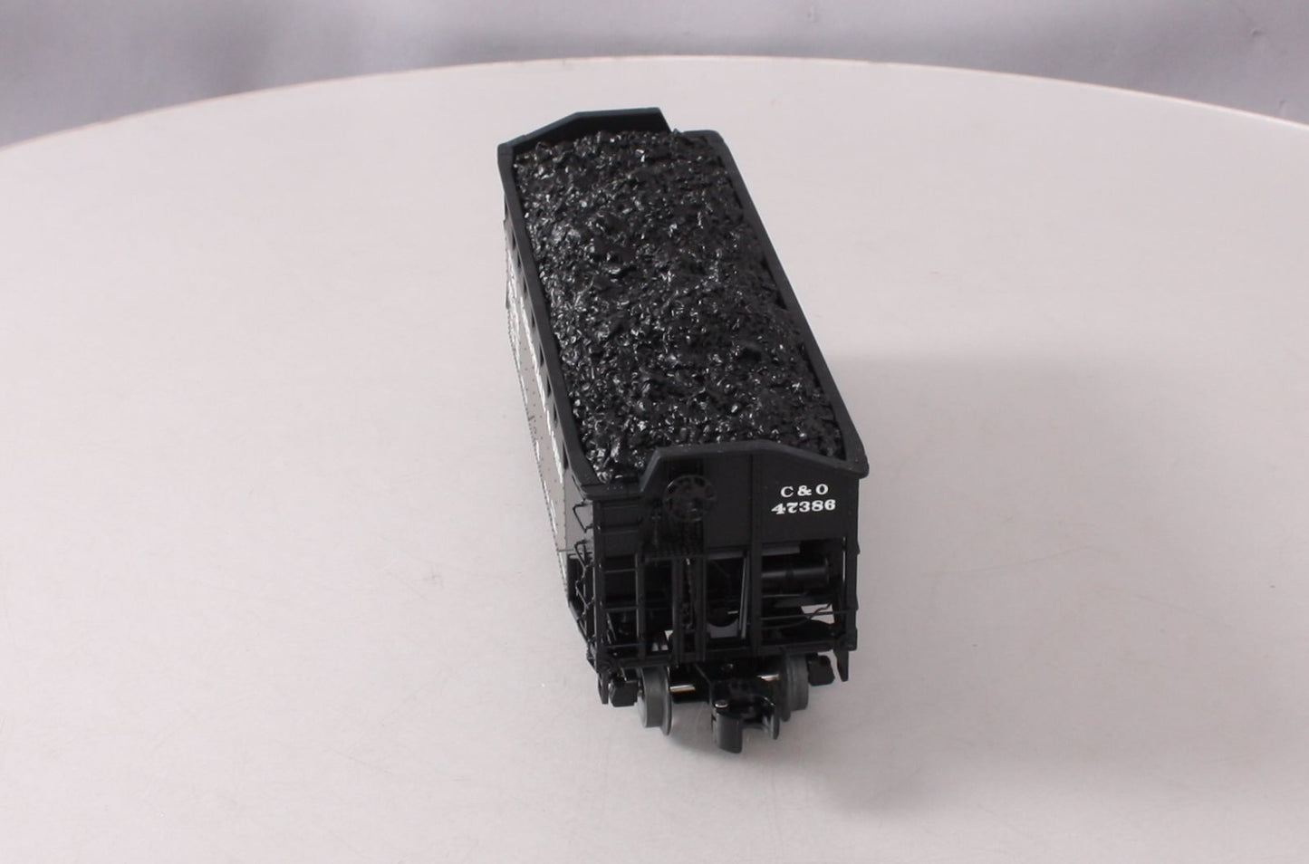 Lionel 6-17083 O Chesapeake & Ohio 2-Bay Offset Hopper Car #47386 EX/Box