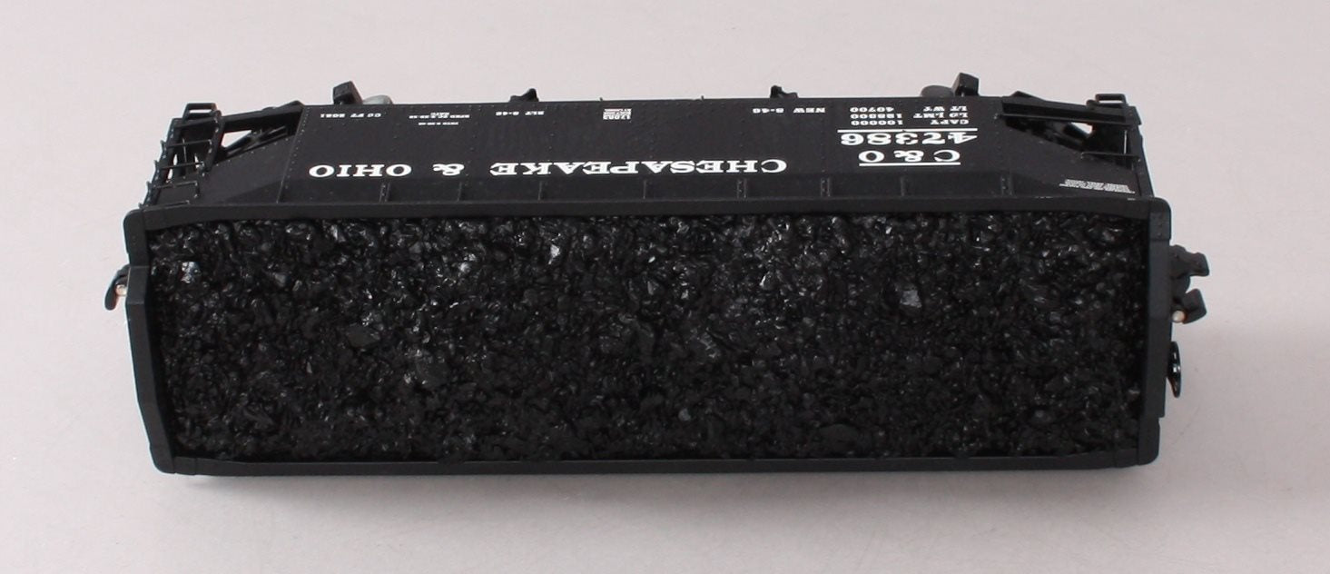 Lionel 6-17083 O Chesapeake & Ohio 2-Bay Offset Hopper Car #47386 NIB