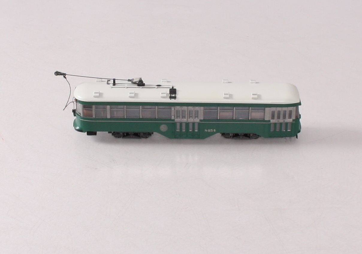 Bachmann 84603 HO Brooklyn & Queens Witt Streetcar #8454 w/DCC