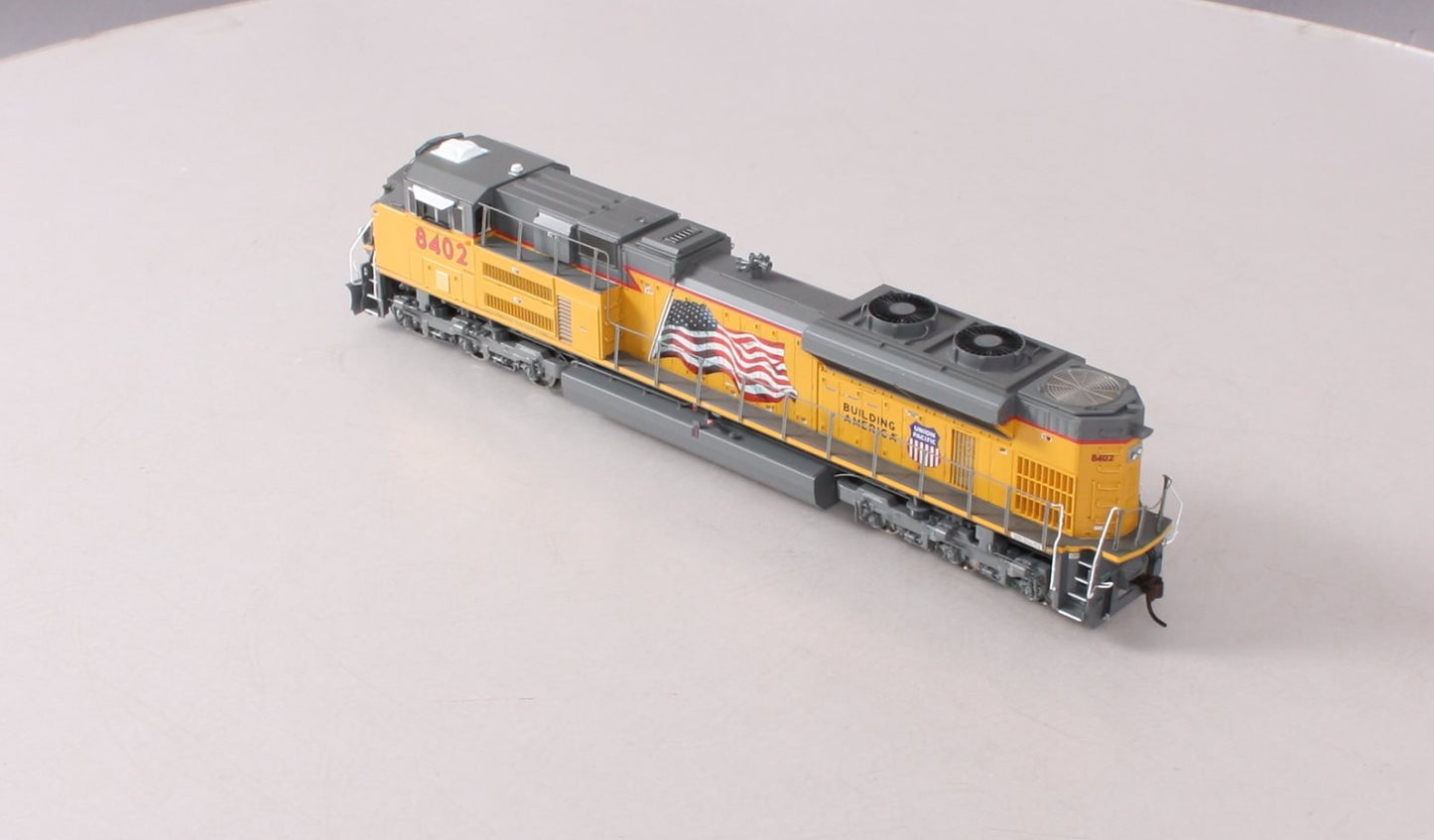 Athearn G68622 HO Union Pacific SD70ACe Diesel Locomotive w/DCC & Sound #8402