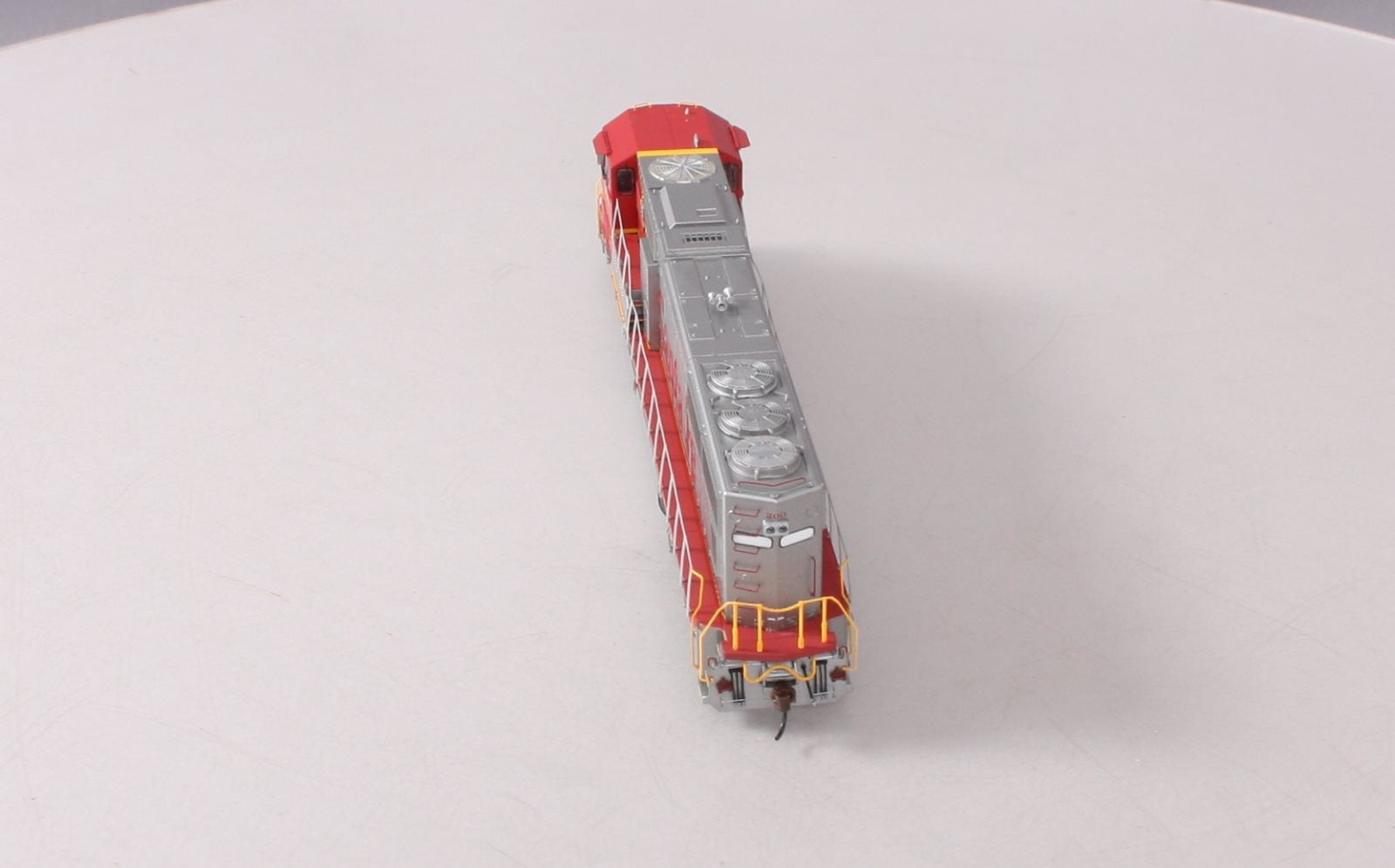 Athearn G69311 HO Santa Fe EMD SD75M Diesel Locomotive w/DCC & Sound #200