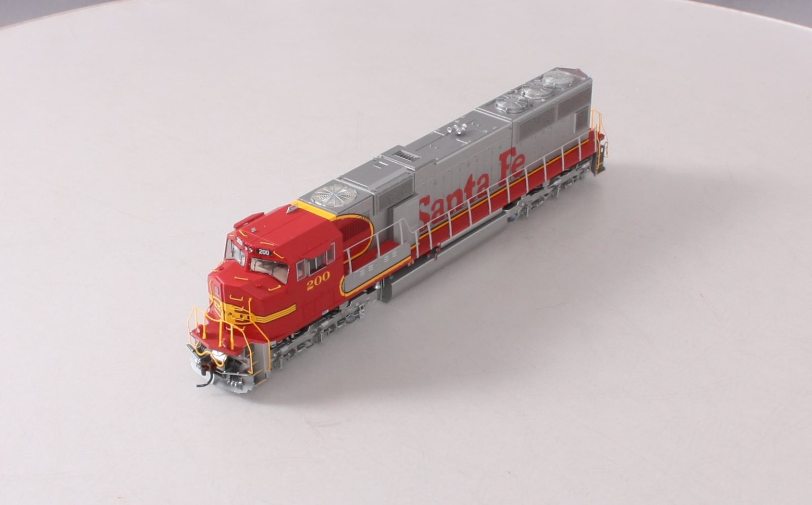 Athearn G69311 HO Santa Fe EMD SD75M Diesel Locomotive w/DCC & Sound #200