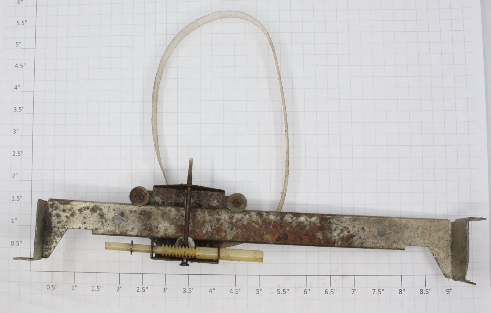 Lionel 334-16-1X Carriage & Pulley Track- Damaged