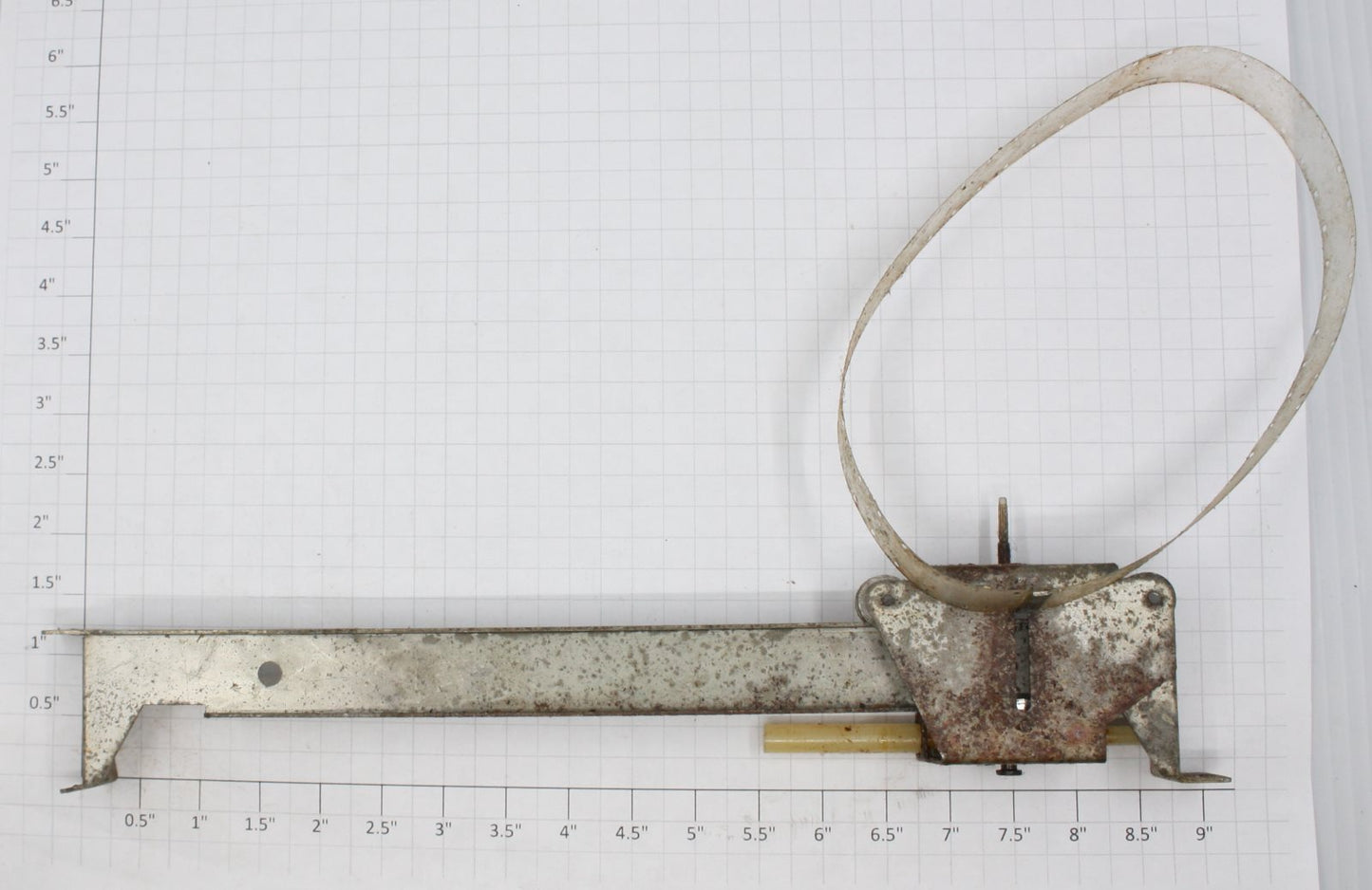 Lionel 334-16-1X Carriage & Pulley Track- Damaged